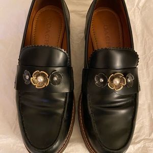 Coach Lenox Loafer With Tea Rose